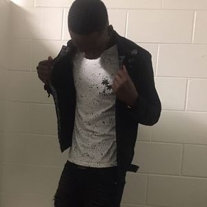 Meet your Posher, Emmanuel